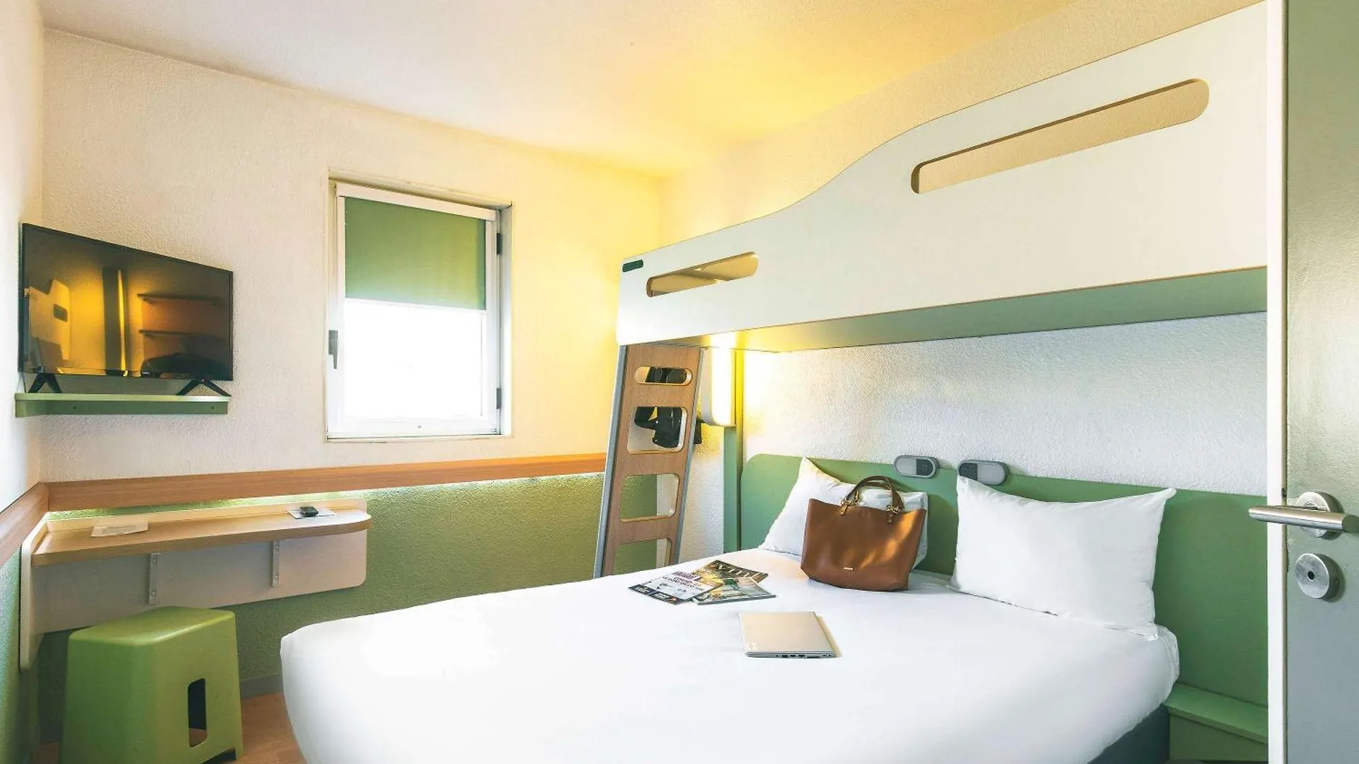 Ibis Budget Lyon Centre Confluence 2*,  France