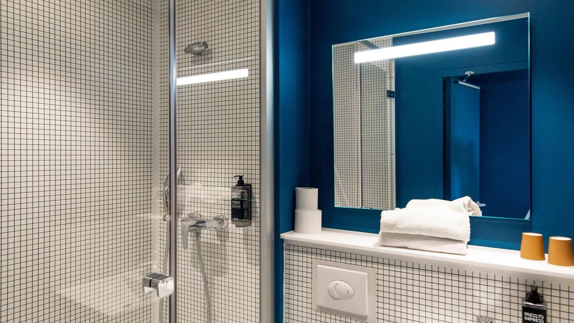 ** Hotel Ibis Budget Lyon Centre Confluence Frankreich